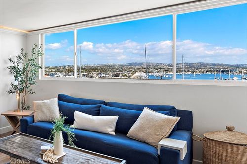 303-310 Fernando St, Newport Beach, CA, 92661-1236 | Card Image
