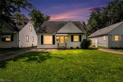 18401 Parkmount Avenue, Cleveland, OH, 44135 | Card Image