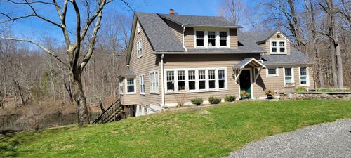 81 W Mountain Rd, Ridgefield, CT, 06877-3626 | Card Image