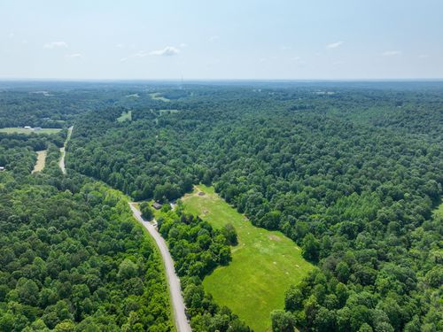 3846 Vernon Creek Rd, Cunningham, TN, 37052-4625 | Card Image