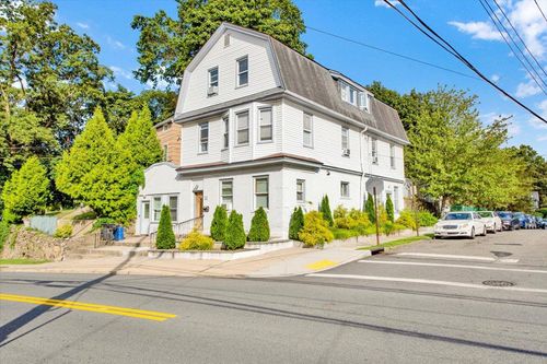 308 5th Ave, New Rochelle, NY, 10801-2051 | Card Image