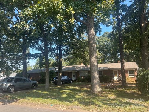 101 Oak Trl, Belmont, NC, 28012-2705 | Card Image