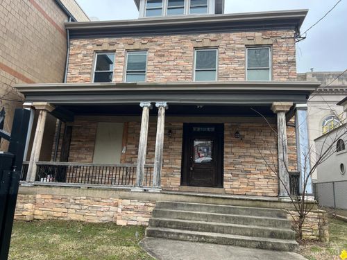 809 Mann Pl, Cincinnati, OH, 45229-2729 | Card Image