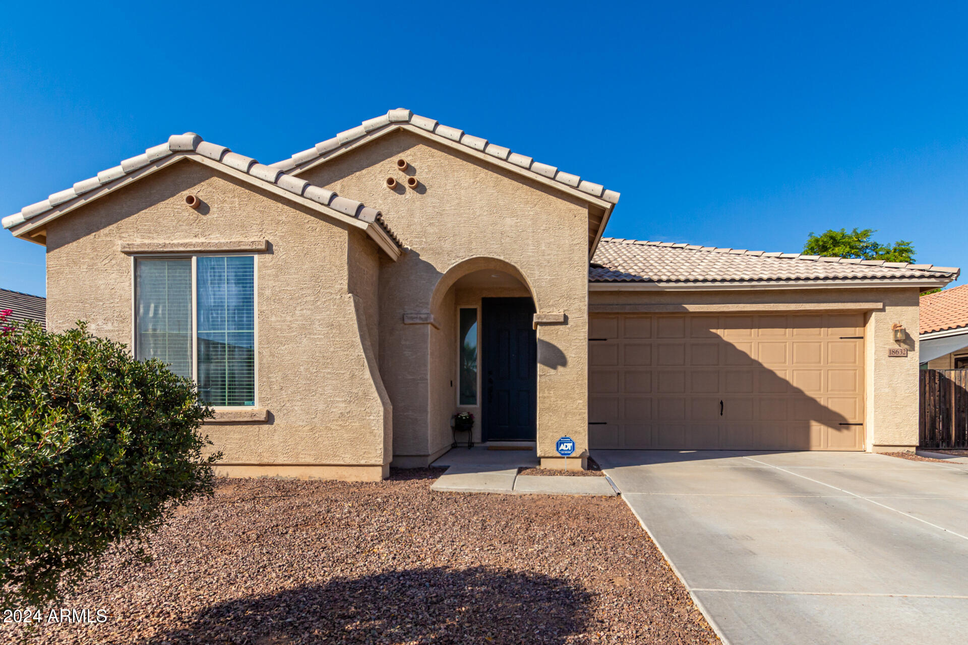 18632 W Lupine Avenue, For Sale in Goodyear Zoocasa