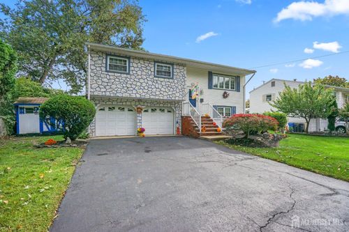 196 Marsh Ave, Metuchen, NJ, 08840-2734 | Card Image