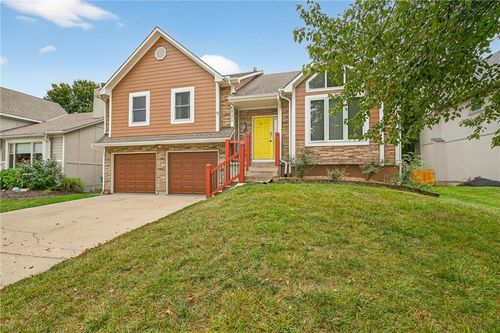 21217 W 55th Ter, Shawnee, KS, 66218-9374 | Card Image