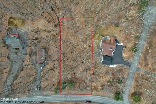 300 Maple Ridge Dr, Hawley, PA, 18428 | Card Image