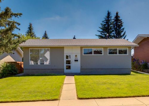 5615 Lodge Crescent Sw, Calgary, AB, T3E5Y8 | Card Image