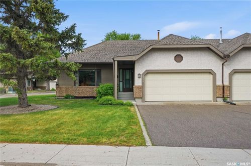 3344 Woodhams Dr, Regina, SK, S4V2R1 | Card Image