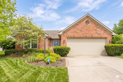 1911 Maple Park Dr, Westfield, IN, 46074-9128 | Card Image