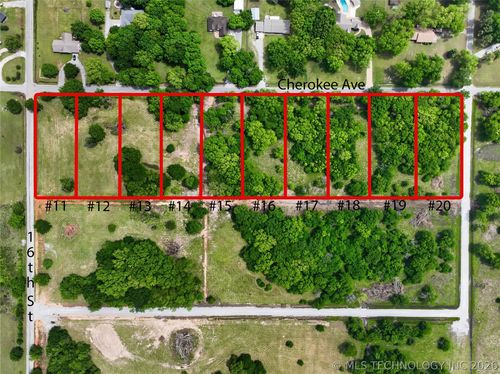 11 N Cherokee Avenue, Chouteau, OK, 74337 | Card Image