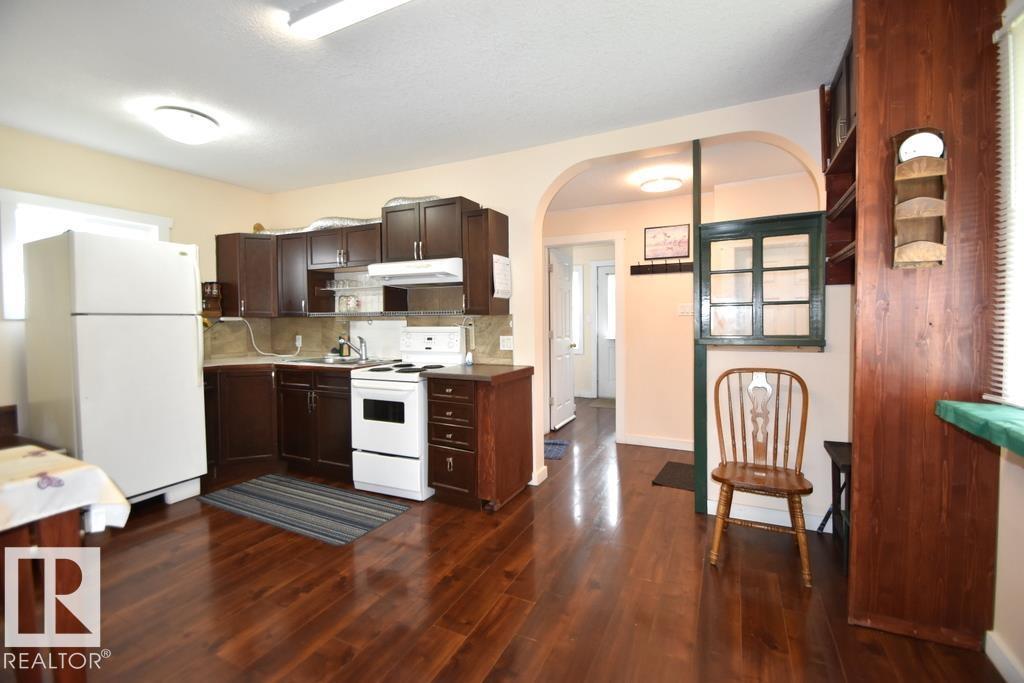 Residential in Redwater 5
