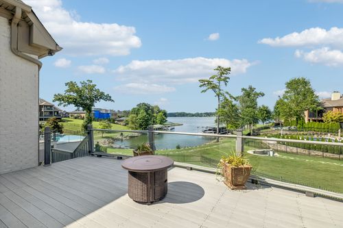 3033 Lakeshore Dr, Old Hickory, TN, 37138-2580 | Card Image