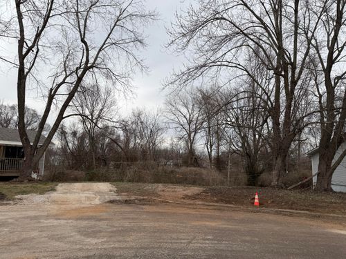 1228 N Glenn Ave, Springfield, MO, 65802-1127 | Card Image