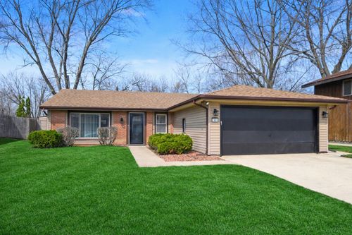 7800 W Kingston Dr, Frankfort, IL, 60423-8356 | Card Image