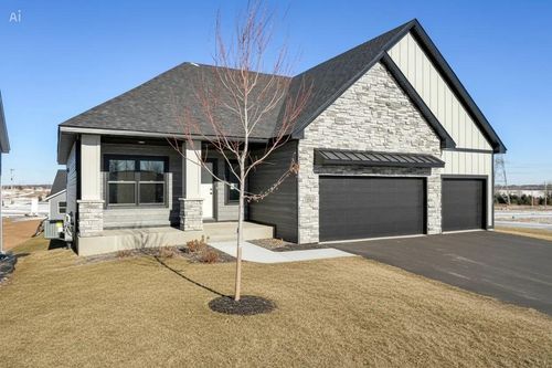 13842 Arrowhead Way, Rosemount, MN, 55068-6800 | Card Image