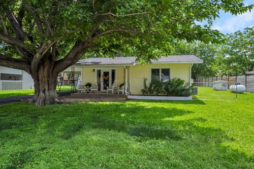 301 Riverside Dr, Kingsland, TX, 78639-4049 | Card Image