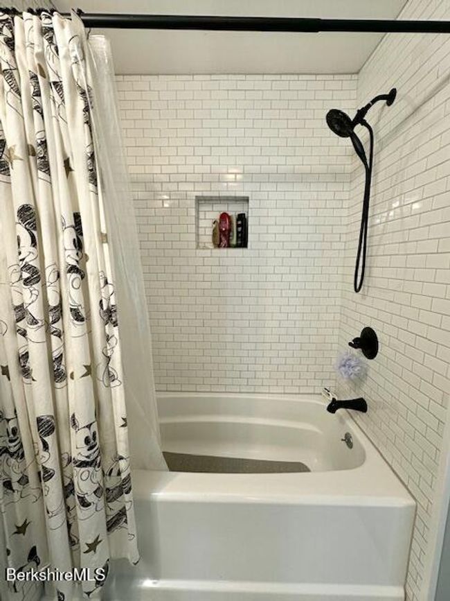 279 Goss Hill Rd, House other with 4 bedrooms, 2 bathrooms and 6 parking in Huntington MA | Image 12