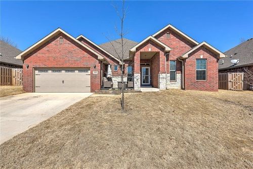 4504 Sw Plumley Ave, Bentonville, AR, 72713-6004 | Card Image