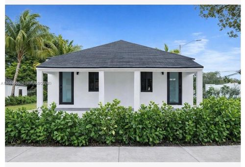 b-6905 Nw 4th Ct, Miami, FL, 33150-3940 | Card Image