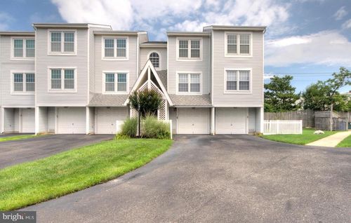165 40th St S, BRIGANTINE, NJ, 08203-3359 | Card Image