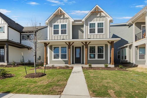 104 Woodrow Ln, Liberty Hill, TX, 78642-2793 | Card Image