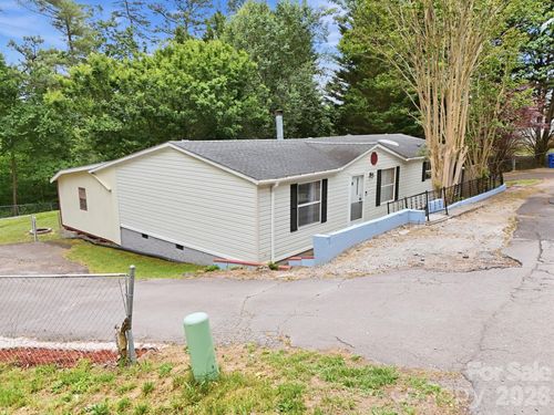 405 Gray Court, Asheville, NC, 28806 | Card Image
