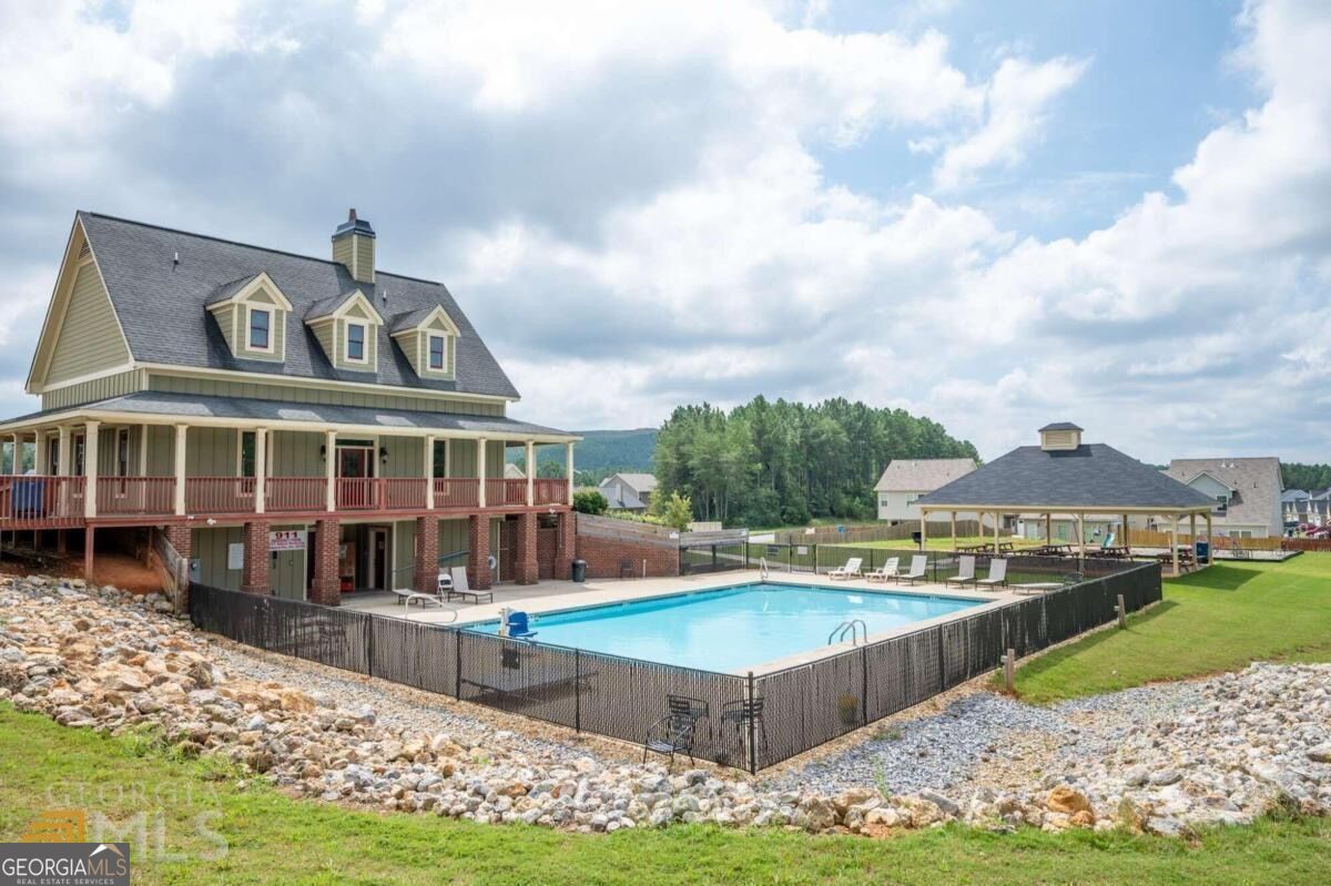 Residential in Adairsville 4