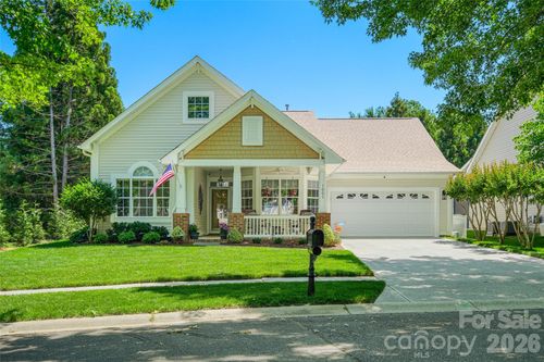 1005 Feather Oak Ln, Matthews, NC, 28104-6861 | Card Image