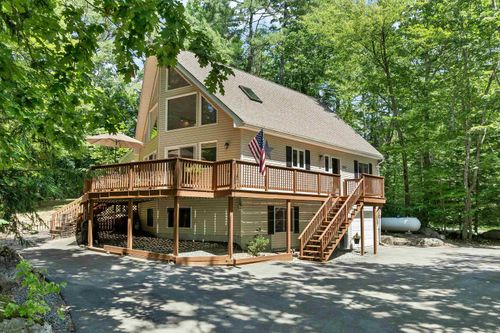 100 Olympia St, Moultonborough, NH, 03254-4453 | Card Image