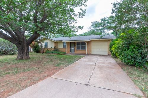 218 N San Jose Dr, Abilene, TX, 79603-6635 | Card Image