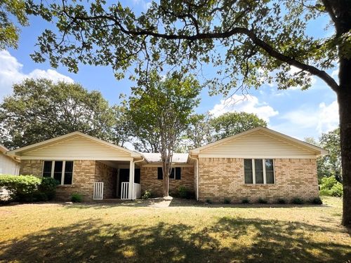 8906 Patricia Lynn Ln, Sherwood, AR, 72120-3931 | Card Image