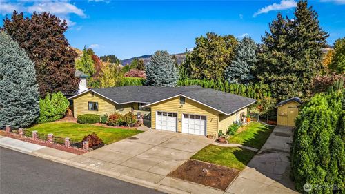 2567 Lemaister Ave, Wenatchee, WA, 98801-5997 | Card Image