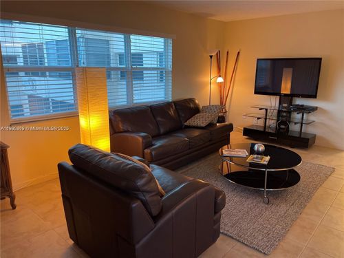 apt-301-1701 Buchanan St, Hollywood, FL, 33020-4010 | Card Image