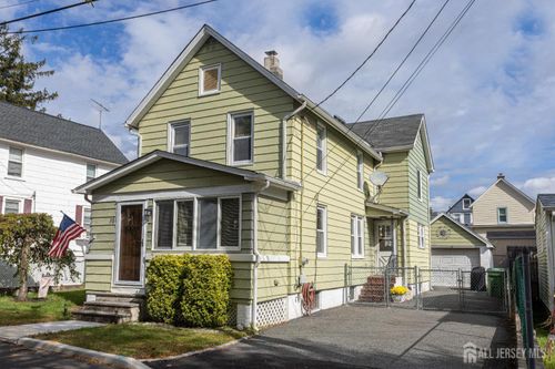 16 Albert St, Sayreville, NJ, 08872-1553 | Card Image