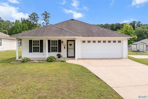 204 W Air Depot Rd, Glencoe, AL, 35905-7700 | Card Image