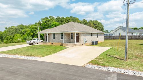 116 Curt Alsup Way, Pulaski, TN, 38478-3032 | Card Image