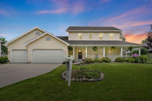 1109 Mclean Dr, Madison, WI, 53718-8247 | Card Image