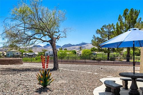 2516 Evansville Ave, Henderson, NV, 89052-6556 | Card Image