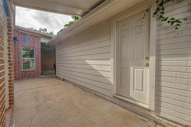 3 CAR DETACHED GARAGE. | Image 44