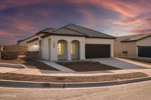 260 Staffs Way, Horizon City, TX, 79928-5366 | Card Image