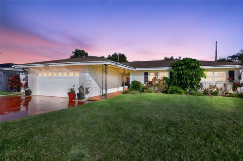 13931 Dominica Dr, SEMINOLE, FL, 33776-1319 | Card Image