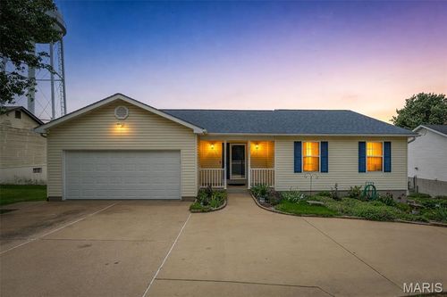 1553 Scenic Dr, Herculaneum, MO, 63048-1585 | Card Image