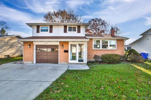139 Rosewood Dr, West Seneca, NY, 14224-3575 | Card Image