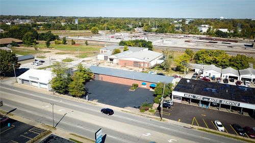 1020 E Eldorado St, Decatur, IL, 62521-1916 | Card Image