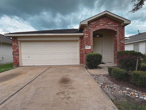 18207 Hanover Glen Ln, Richmond, TX, 77407-1997 | Card Image