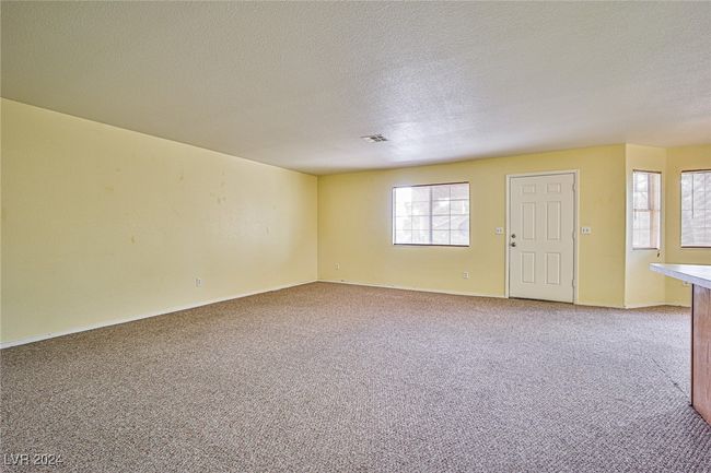 UNIT-2090 - 8410 Eldora Ave, Condo with 2 bedrooms, 2 bathrooms and null parking in Las Vegas NV | Image 4