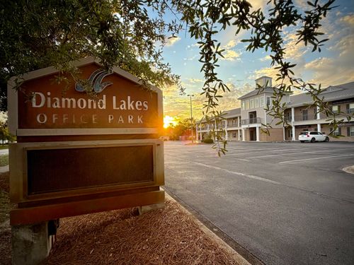 m-and-n-3997 Commons Dr W, Destin, FL, 32541-8443 | Card Image