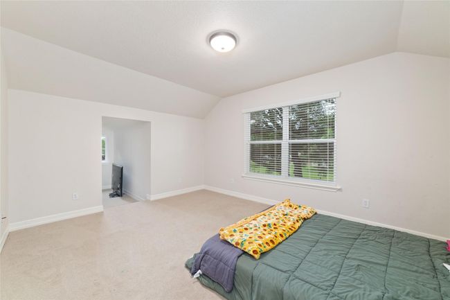 Bonus Room/Bedroom Upstairs (possible bedroom 6). | Image 32