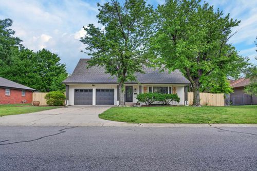 116 N Burr Oak Rd, Wichita, KS, 67206-2104 | Card Image